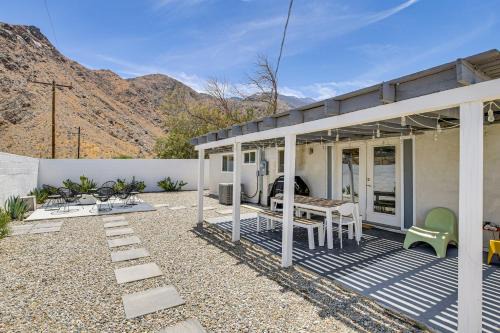 Palm Springs House | Home with Stunning Mountain Views in Palm Springs!