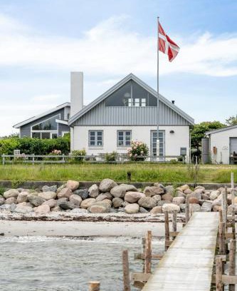 Nordenhuse House | Home With Views And Walking Distance To Nature