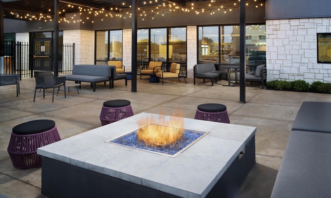 Buckner Terrace - Everglade Park Hotel | Home2 Suites By Hilton Dallas East