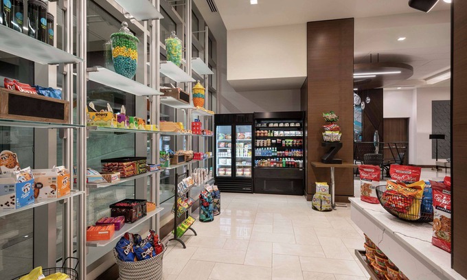 Downtown Denver Hotel | Home2 Suites by Hilton Denver Downtown Convention Center