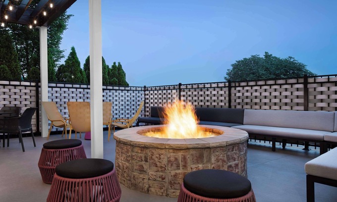 Clarksville Hotel | Home2 Suites by Hilton Clarksville/Ft. Campbell