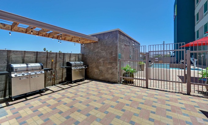 Central City Hotel | Home2 Suites Corpus Christi Southeast