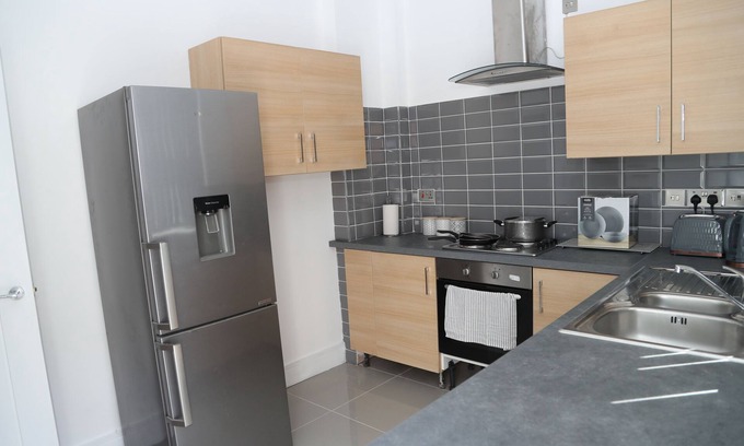 Acocks Green Apartment | Homely 1-bed Apartment in Birmingham
