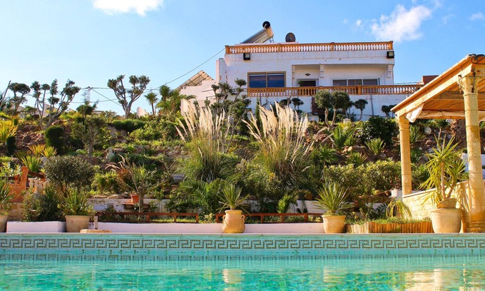 Bizerte House | Homerez - 300 m away from the beach! Beautiful house for 2 ppl. with shared pool