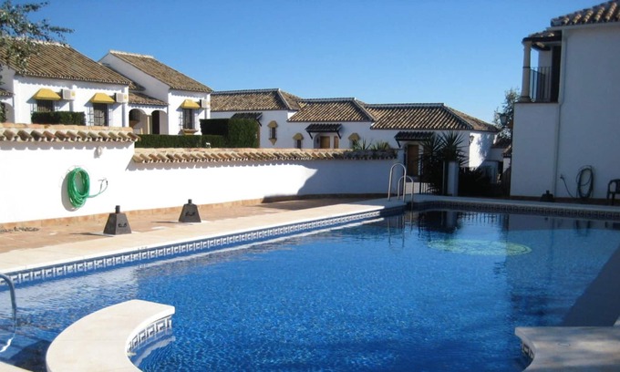 Hornachuelos House | Homerez - Amazing house for 6 ppl. with shared pool at Hornachuelos