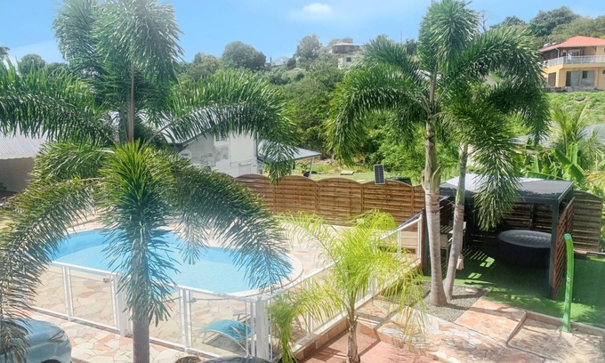L'Houezel Apartment | Homerez - Apartment in Le Gosier, shared pool
