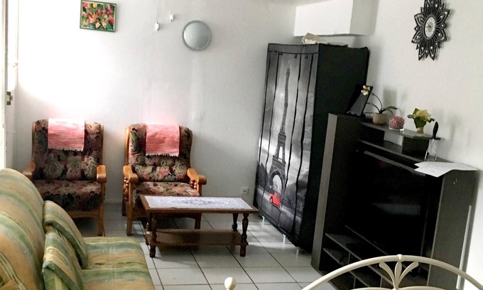 Pierrefitte-sur-Seine Apartment | Homerez - Beautiful studio for 2 ppl. with terrace at Pierrefitte-sur-Seine