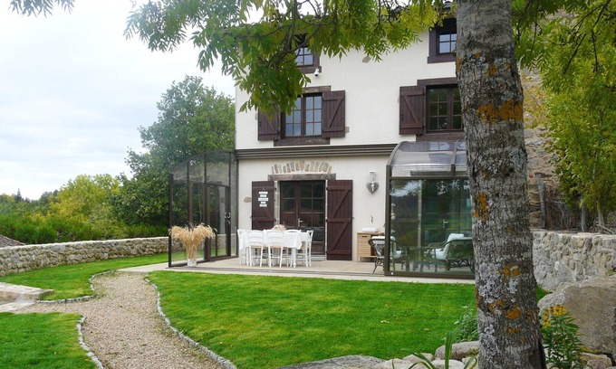 Sainte-Catherine House | Homerez - Big house 4 km away from the beach for 10 ppl. at Sainte-Catherine