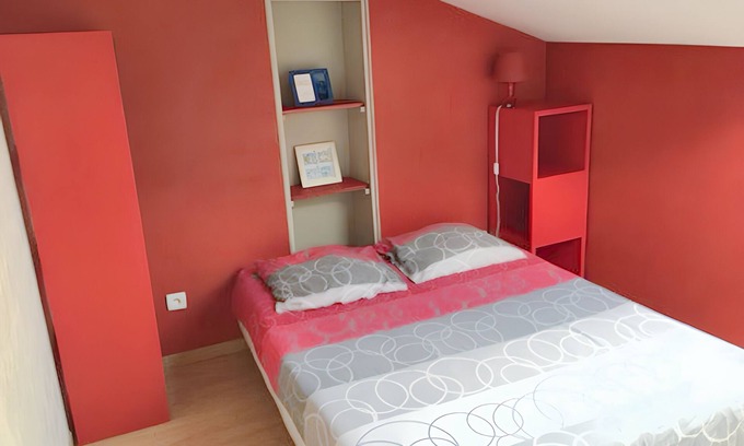 Roanne Apartment | Homerez - Charming Apartment in Roanne, Terrace, 56 m²