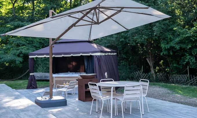 Villandry House | Homerez - Charming House in Villandry + Sauna and Jacuzzi