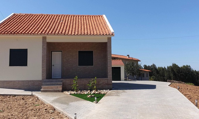 Penela Villa | Homerez - Charming Villa in Espinhal with Private Pool