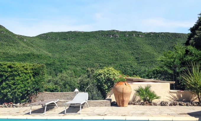 Saint-Julien-de-la-Nef House | Homerez - House in Saint-Julien-de-la-Nef