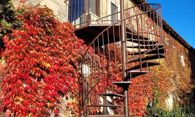 Albaron Apartment | Homerez - Lovely 85 m² Apartment in Arles with Pool