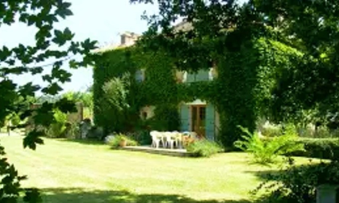 Saint-Pierre-de-Cole House | Homerez - Nice house for 6 ppl. with swimming-pool at Saint-Pierre-de-Côle
