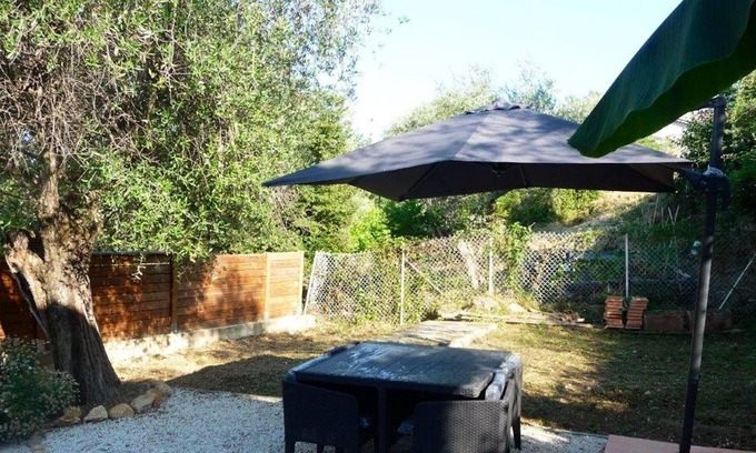 Gattieres Apartment | Homerez - Nice appartement 17 km away from the beach for 4 ppl. at Gattières