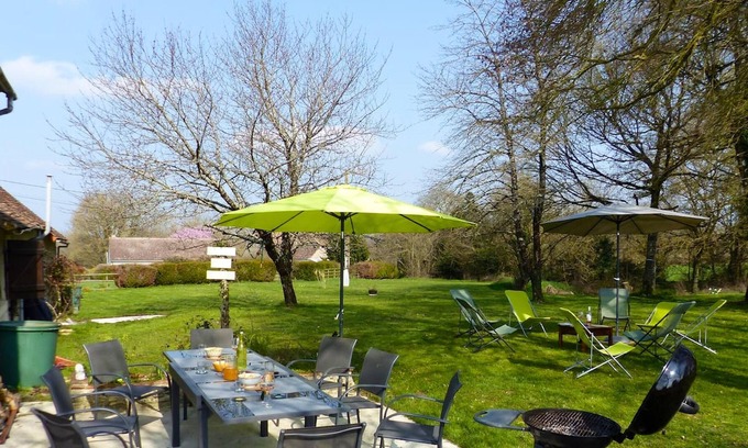 Concremiers House | Homerez - Nice property for 8 ppl. with garden and terrace at Concremiers