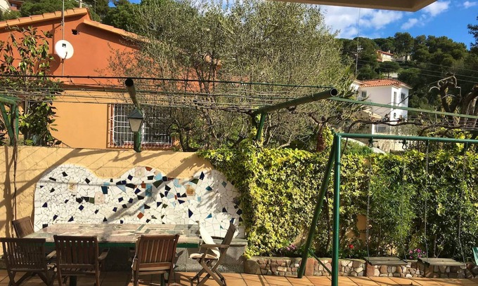 Argentona House | Homerez - Nice property for 6 ppl. with swimming-pool and terrace at Argentona