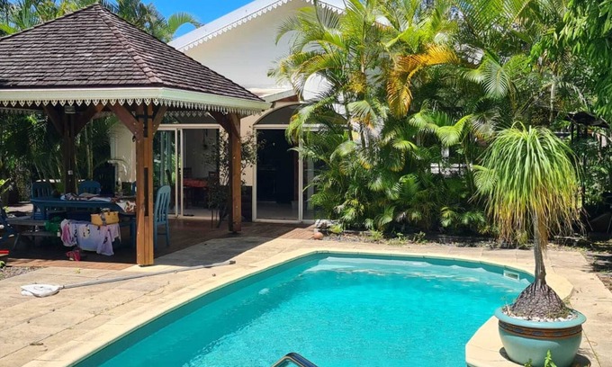 Bois de Nefles Villa | Homerez - Spacious villa 12 km away from the beach for 6 ppl. with swimming-pool
