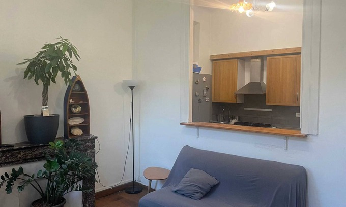 16th Arrondissement Apartment | Homerez - Studio Marseille center