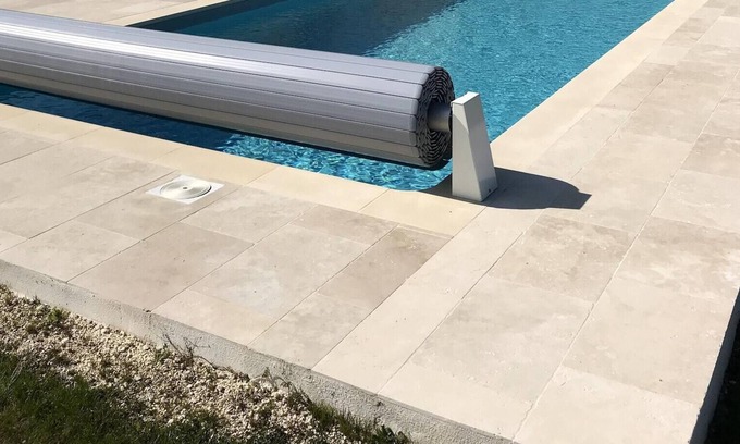 Virollet Villa | Homerez - Villa for 8 ppl. with swimming-pool, garden and terrace at Virollet