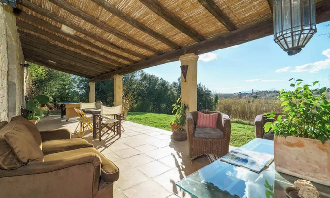Saus Villa | Homerez - Villa in Saus-Camallera
