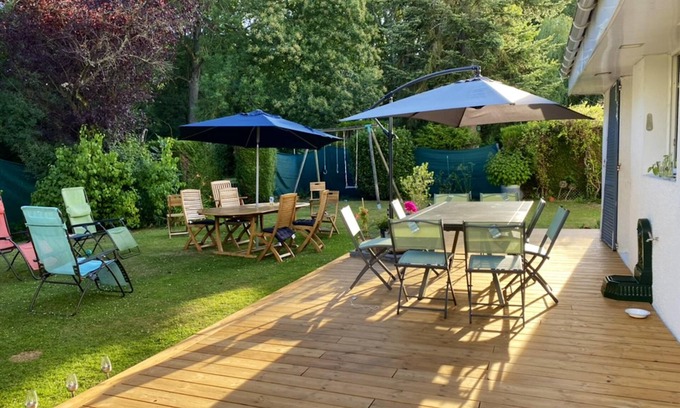 Plaisir House | Homerez - Welcoming House in Plaisir - Perfect for Families