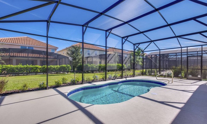 Historic Downtown Kissimmee House | Homes4uu Vacation Homes Orlando