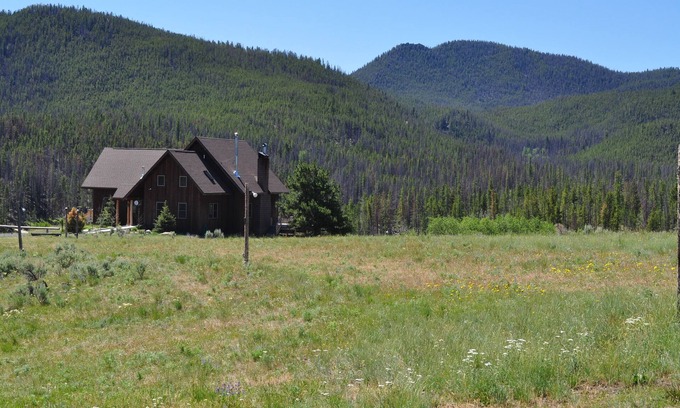 Butte Cabin | Homestake Lodge