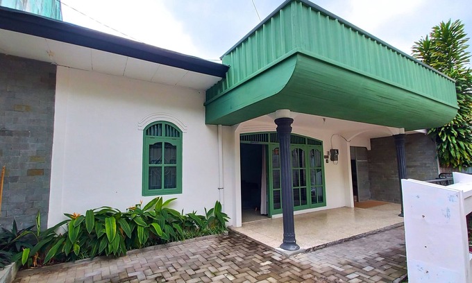 Sinduadi House | Homestay Azarine Jogja Dekat UGM By Simply Homy