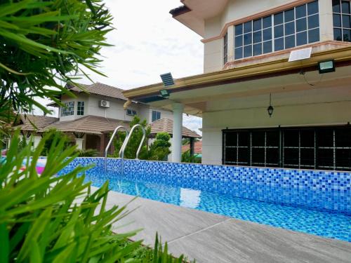 Taman Rakyat Villa | Homestay Cozy PD Villa, Port Dickson