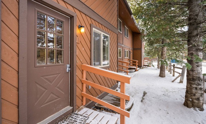 West Yellowstone House | Homestead 1