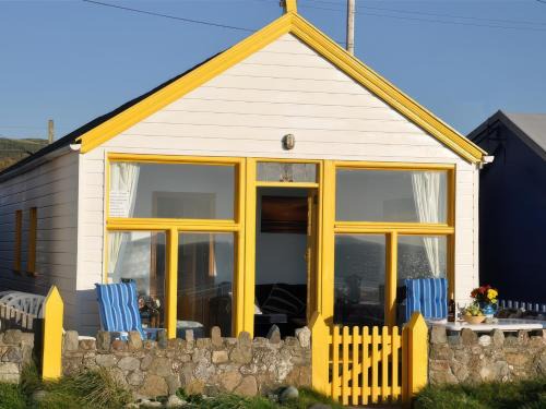 Dinas House | Homestead