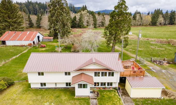 Forks Cottage | Homestead on the Hoh river