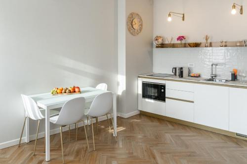 San Zeno Apartment | HomeThirtyFour