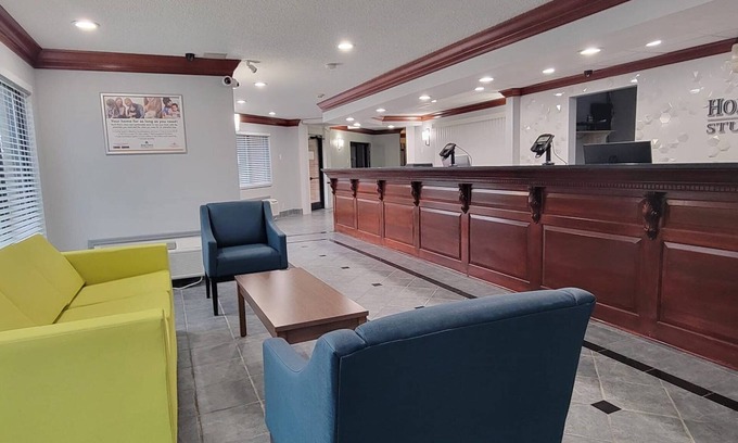 Egg Harbor Township Hotel | HomeTowne Studios By Red Roof Egg Harbor–Atlantic City Airport