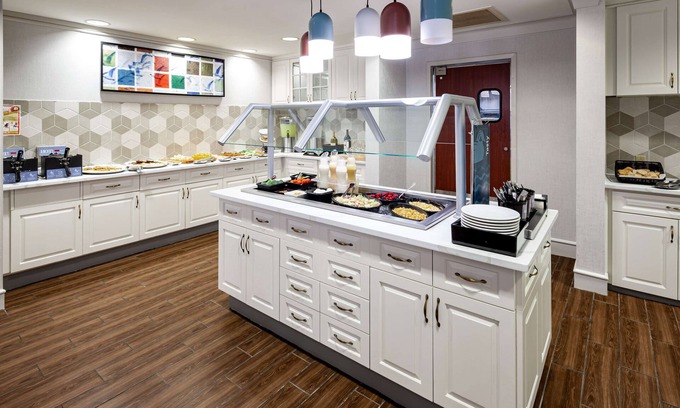 Southside Hotel | Homewood Suites by Hilton Jacksonville-South/St. Johns Ctr.