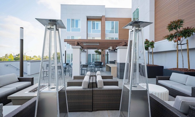 Sunnyvale Hotel | Homewood Suites by Hilton Sunnyvale-Silicon Valley