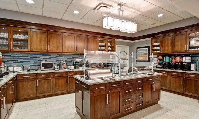 Woodbridge Hotel | Homewood Suites by Hilton Woodbridge