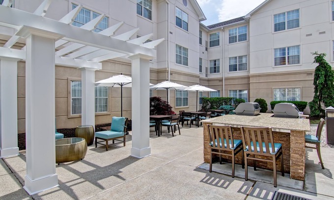 Cranford Hotel | Homewood Suites by Hilton Newark-Cranford