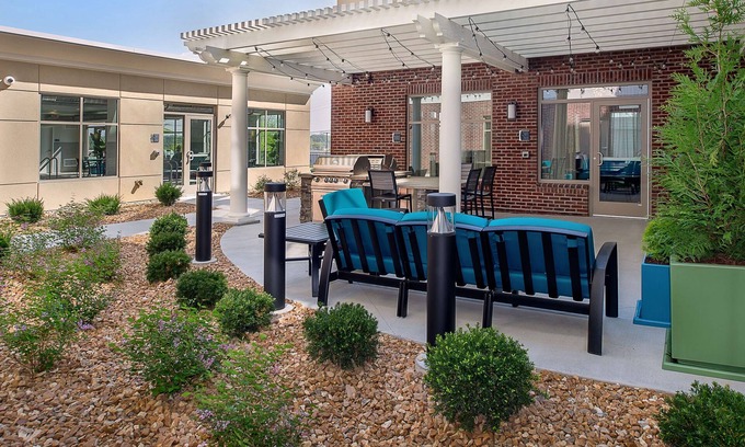 Maryland Heights Hotel | Homewood Suites by Hilton St. Louis Westport