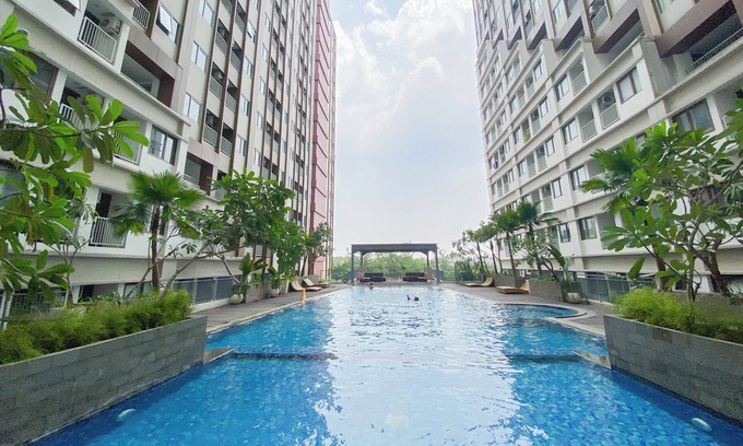 Duren Sawit Apartment | Homey and Nice 1BR at LRT City Jatibening Apartment