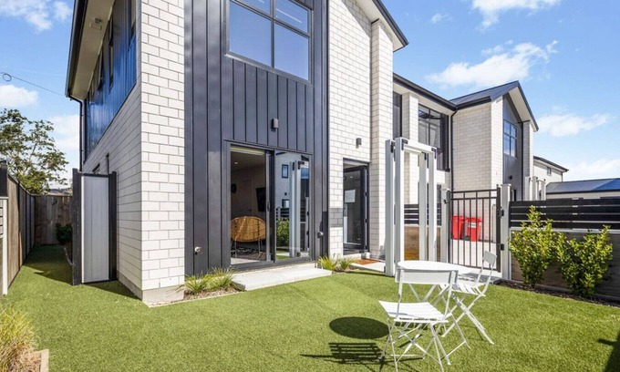 Trentham Apartment | Homey Haven in Trentham - 3BR