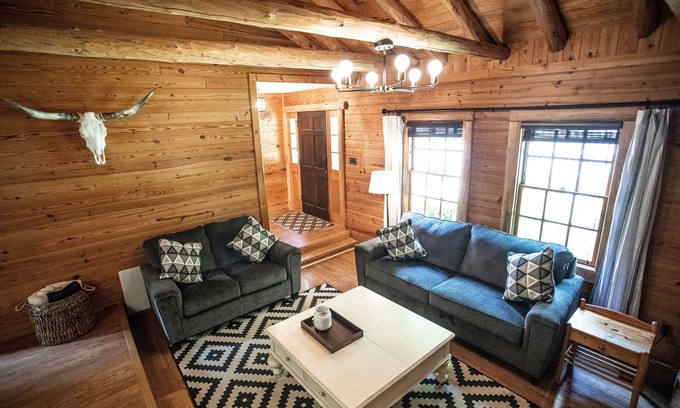 New Market House | Honeysuckle Hideaway Cabin with hot tub and king bed! Family friendly.