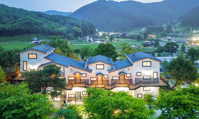 Seo Hotel | Hongcheon D-day Pension&camping