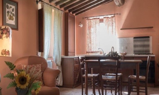 Todi Apartment | Honoré de Balzac apartment Borgo Bianchini