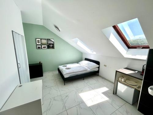 Poestlingberg Apartment | HONOR - Perfect for 2
