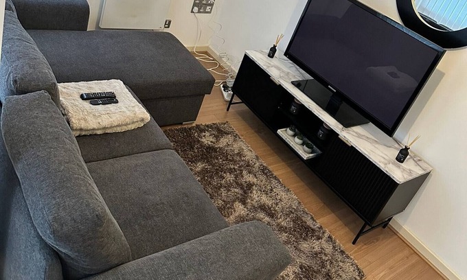 Cheetham Hill Apartment | Hornbeam Apartment