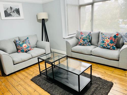 Horsforth House | Horsforth Lodge