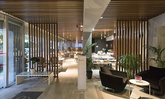 Granada City Center Hotel | Hospes Palacio de los Patos, a Member of Design Hotels