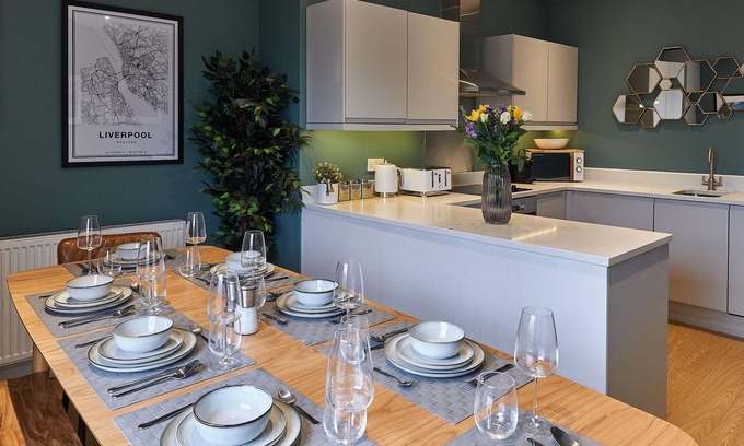 Hope Street Apartment | Host Apartments The Falkner Quarters III